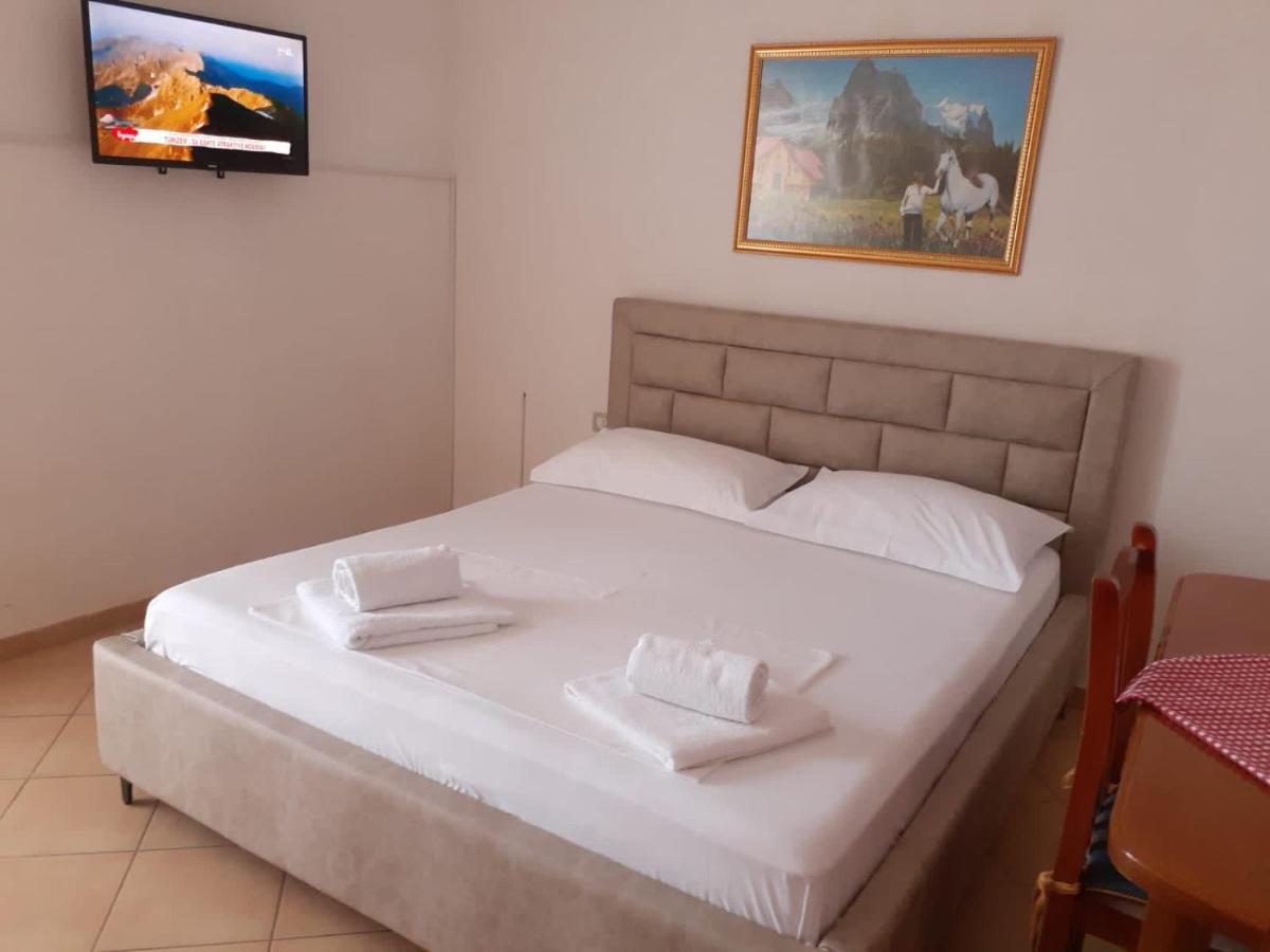 Pararse Apartments Vlore Luaran gambar